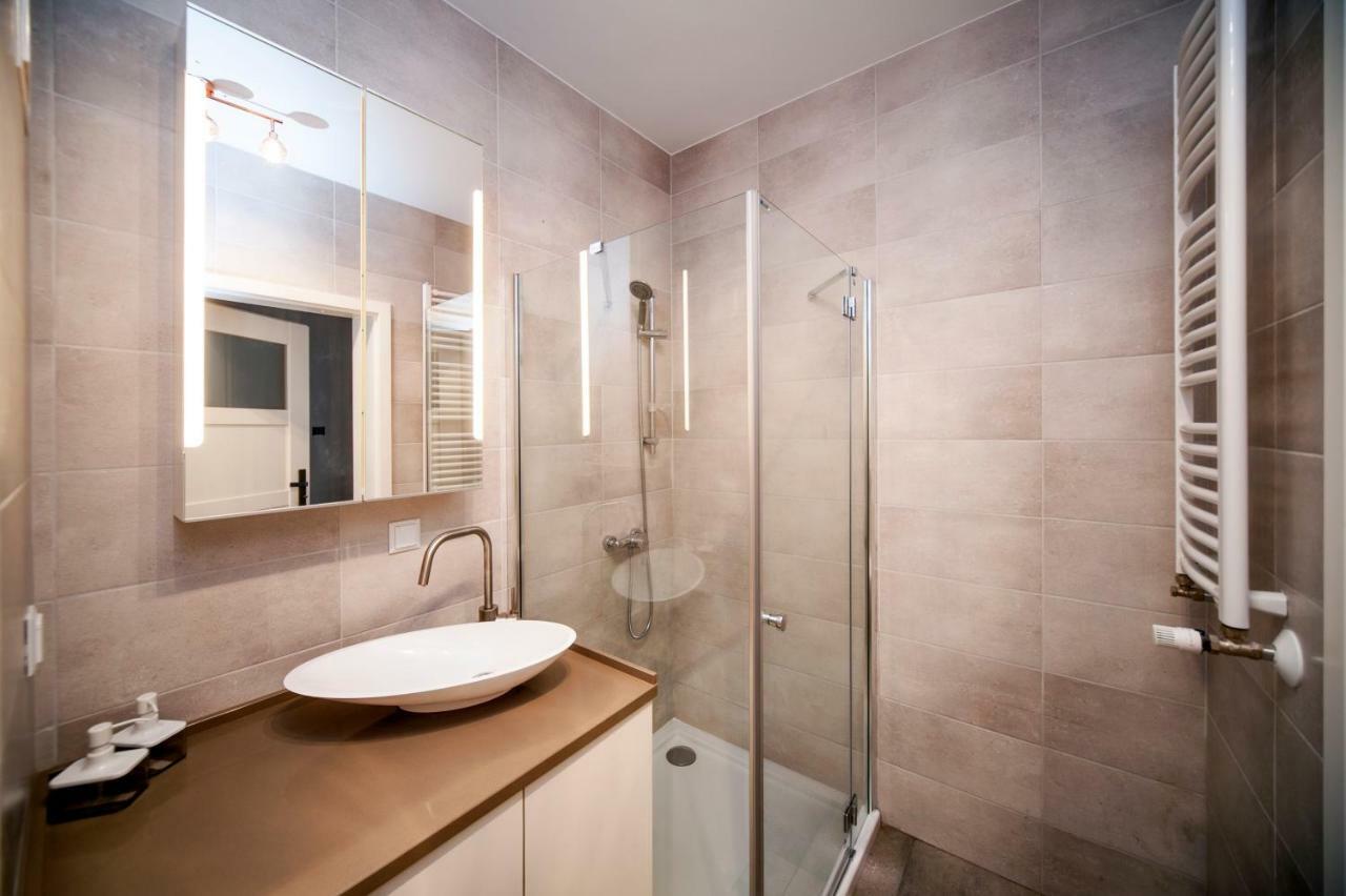 Very Berry - Maratonska 3 - Business Apartment, Garden, Check In 24H Poznan Ngoại thất bức ảnh
